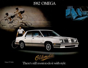 1982 Oldsmobile Omega (Cdn)-01.jpg